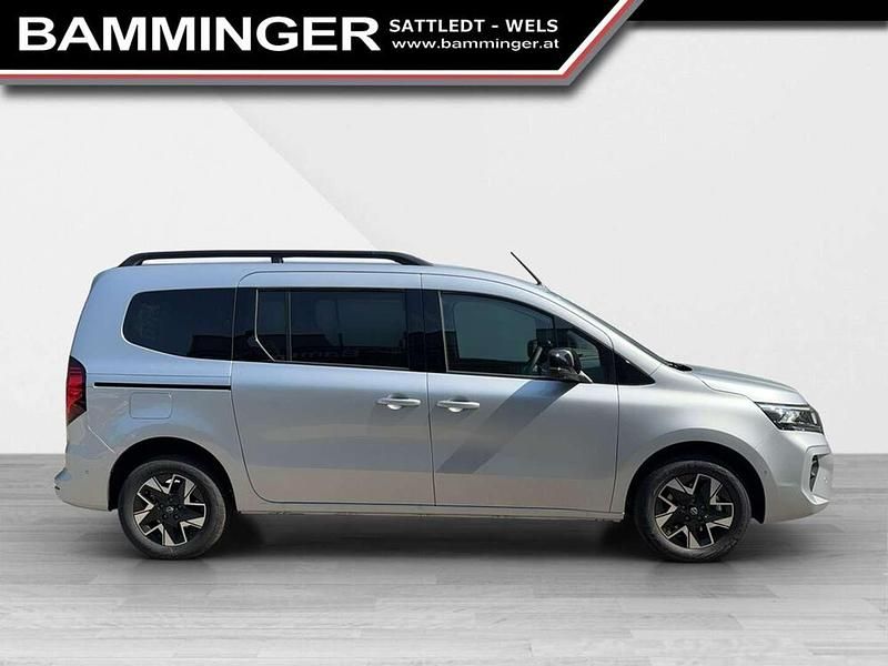 Neu Nissan Townstar Tekna 131 PS (96 kW) 2025 Silber Kombi