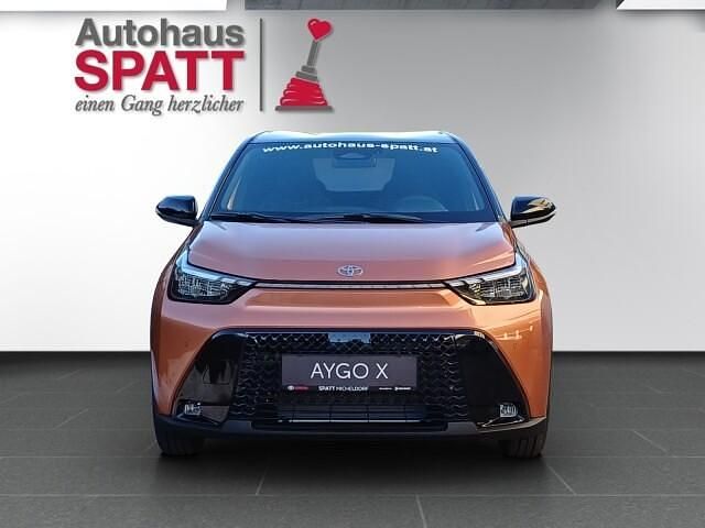 Neu Toyota Aygo X 92 PS (67 kW) 2026 Schwarz SUV