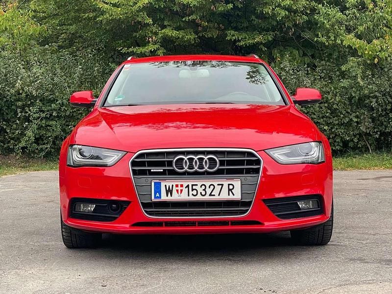 Gebraucht Audi A4 245 PS (180 kW) 2013 Rot Kombi