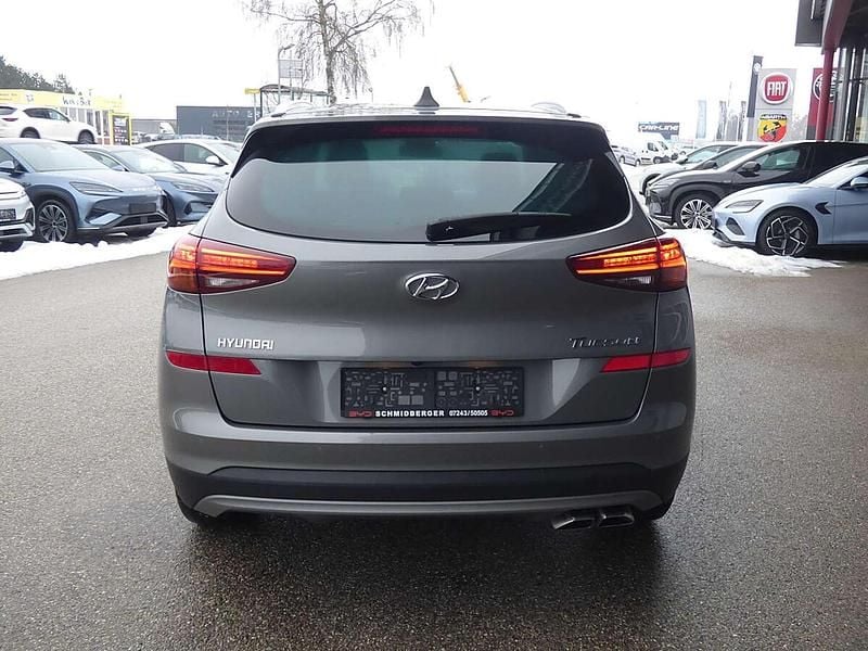 Gebraucht Hyundai Tucson 136 PS (100 kW) 2020 Grau SUV