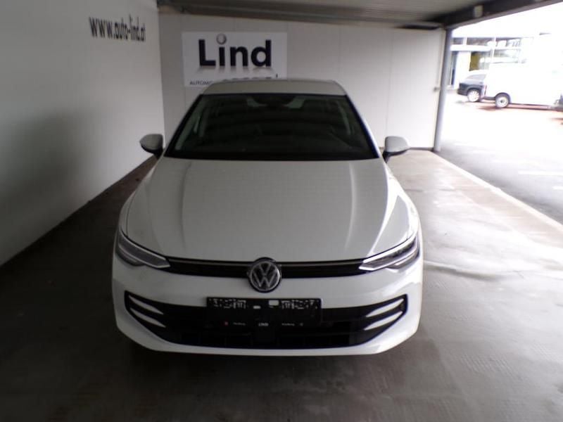 Neu VW Golf VIII 115 PS (84 kW) 2026 Weiss  normal
