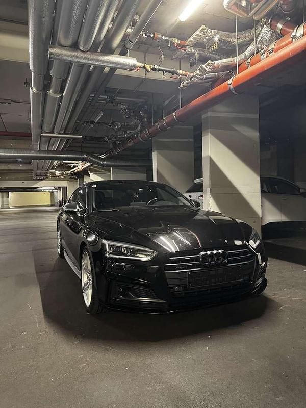 Gebraucht Audi A5 Sportback Sport 190 PS (139 kW) 2017 Schwarz Kleinwagen