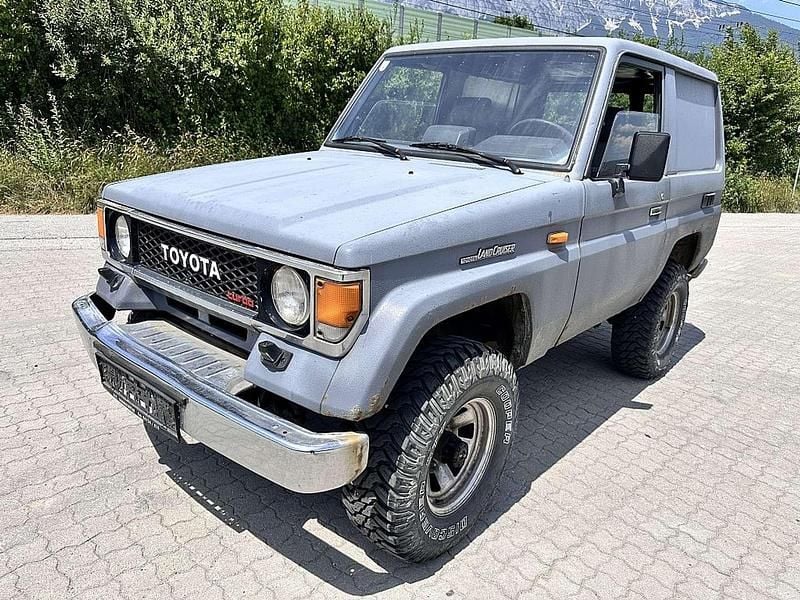 Gebraucht Toyota Land Cruiser 86 PS (63 kW) 1988 Grau SUV