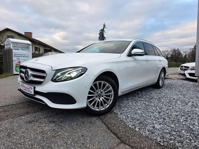 Gebraucht Mercedes E220 194 PS (142 kW) 2018 Weiß Kombi