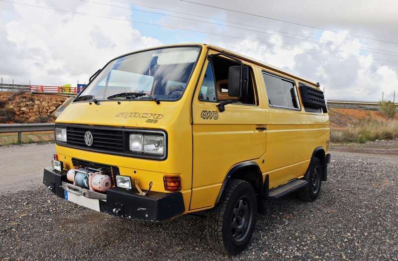 Gelb Gebraucht 1995 VW Caravelle Van / Kleinbus | € 25.000 - Bild 1/4