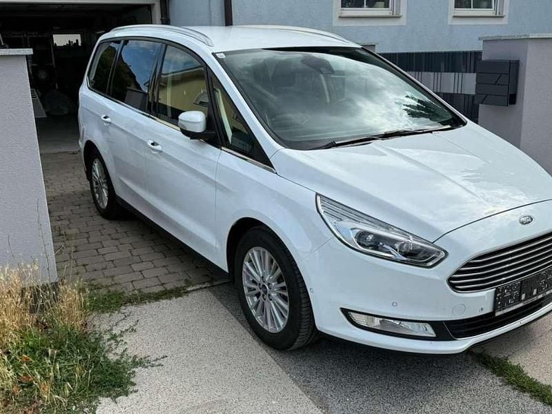 Gebraucht Ford Galaxy Titanium 150 PS (110 kW) 2017 Weiß Van / Kleinbus