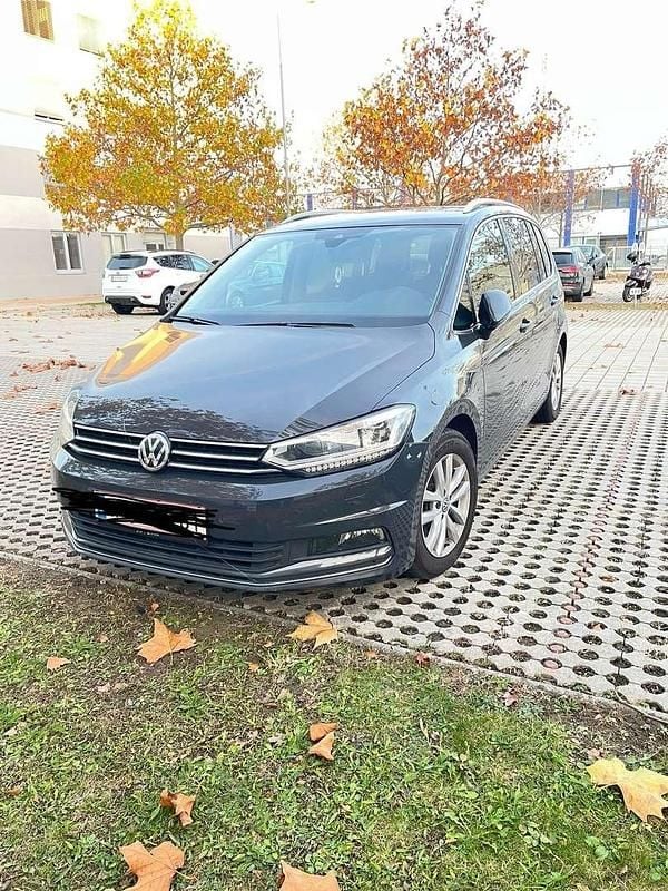 Gebraucht 2017 VW Touran Highline Van / Kleinbus | € 12.999 (Fairer Preis) - Bild 1/4