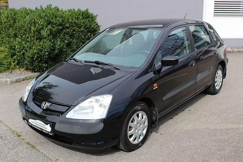 verkauft-gebraucht-2003-honda-civic-ls-90-ps-limousine-6842-koblach
