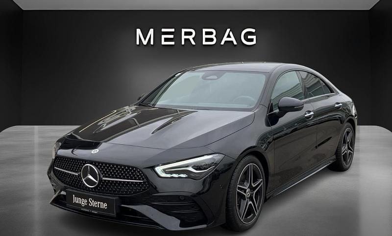 Gebraucht Mercedes CLA180 AMG line 136 PS (100 kW) 2024 Kosmosschwarz metallic Limousine