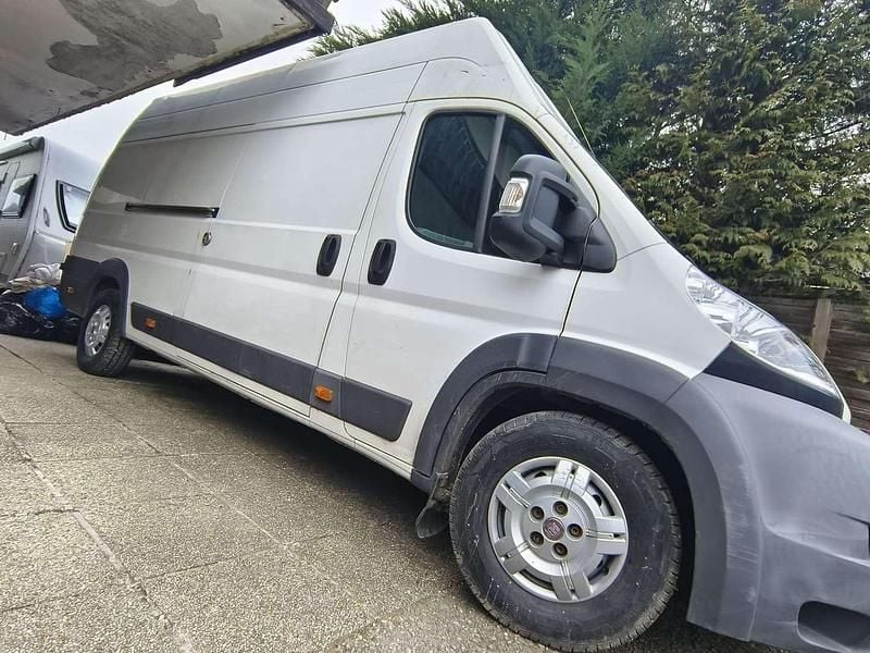 Weiß Gebraucht 2010 Fiat Ducato S Van | € 12.290 - Bild 1/4