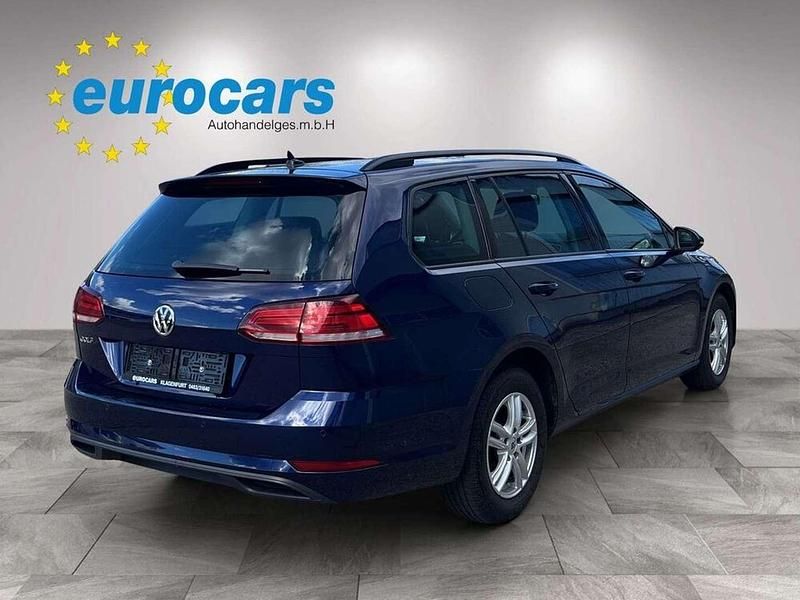 Gebraucht VW Golf VII 116 PS (85 kW) 2018 Blau Kombi
