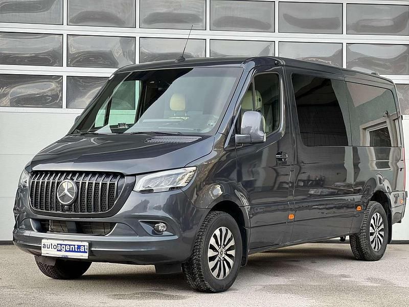 Gebraucht Mercedes Sprinter Edition 190 PS (139 kW) 2023 Schwarz Van