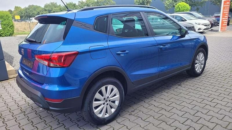 Neu Seat Arona Style 95 PS (69 kW) 2025 Blau SUV
