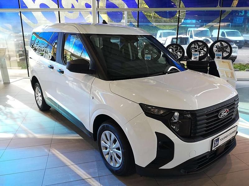 Neu Ford Tourneo Trend 125 PS (91 kW) 2026 Kombi