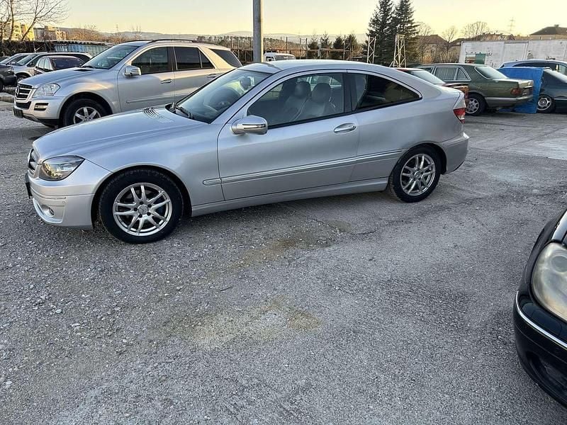 Gebraucht Mercedes CLC180 143 PS (105 kW) 2010 Kleinwagen