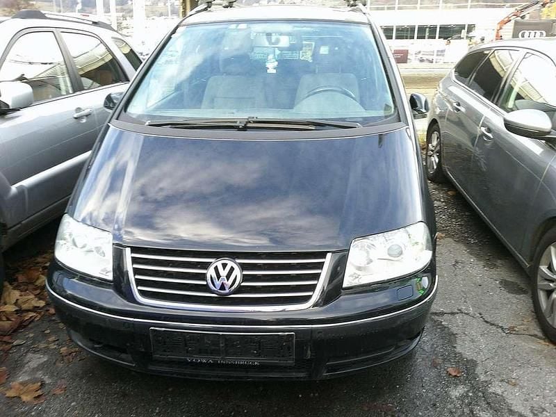 Schwarz Gebraucht 2009 VW Sharan Sportline Van / Kleinbus | € 1.700 - Bild 1/4