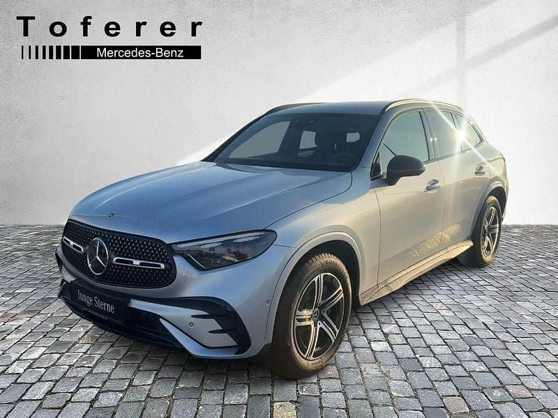 Gebraucht Mercedes GLC220 197 PS (144 kW) 2025 Silber SUV