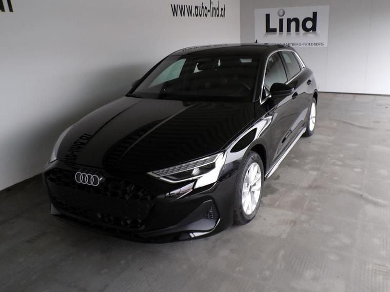 Neu Audi A3 116 PS (85 kW) 2025 Schwarz  normal