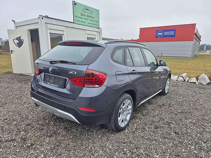 Gebraucht BMW X1 143 PS (105 kW) 2012 Grau SUV
