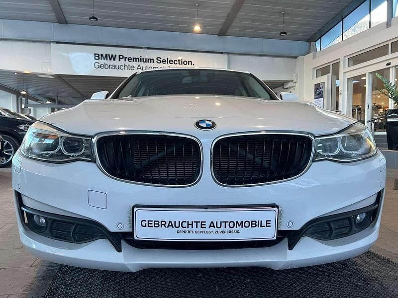 Gebraucht BMW 318 Gran Turismo 143 PS (105 kW) 2014 Weiß Limousine
