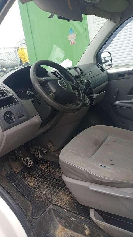 Gebraucht VW T5 105 PS (77 kW) 2006 Van
