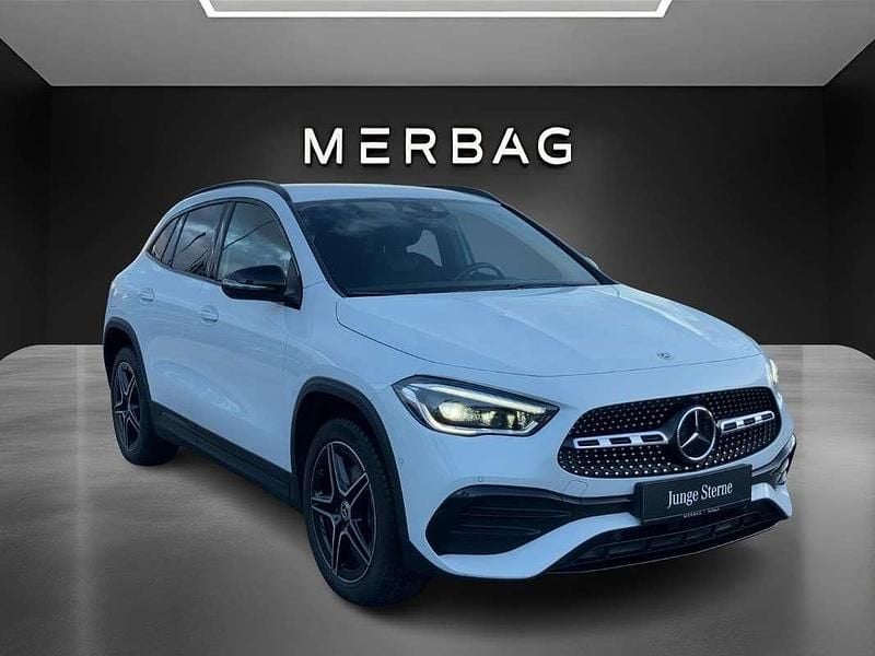Gebraucht Mercedes GLA250 AMG line 160 PS (117 kW) 2023 Weiß SUV