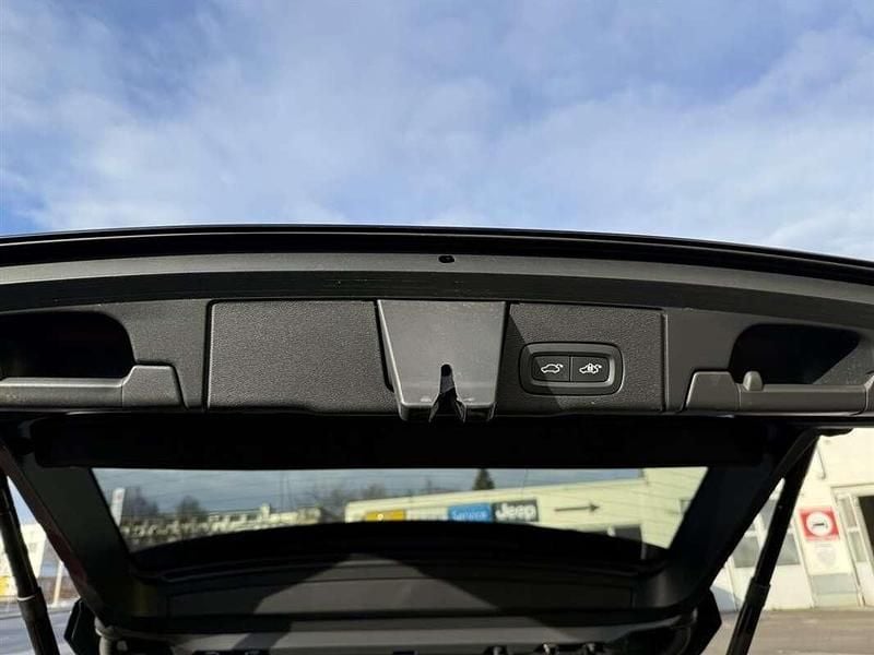 Gebraucht Volvo XC60 Ultimate 253 PS (186 kW) 2023 Schwarz SUV