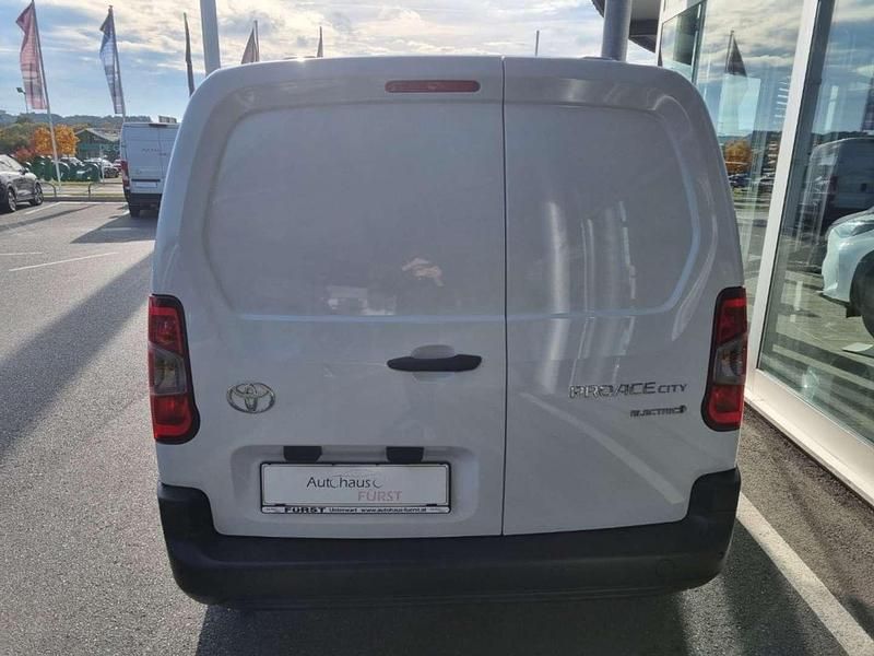Neu Toyota Proace City City 100 kW (136 PS) 2025 Weiß Van / Kleinbus