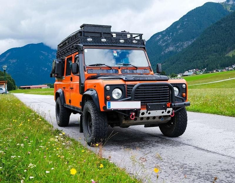 Gebraucht 2002 Land Rover Defender SUV | € 25.500 (Fairer Preis) - Bild 1/4