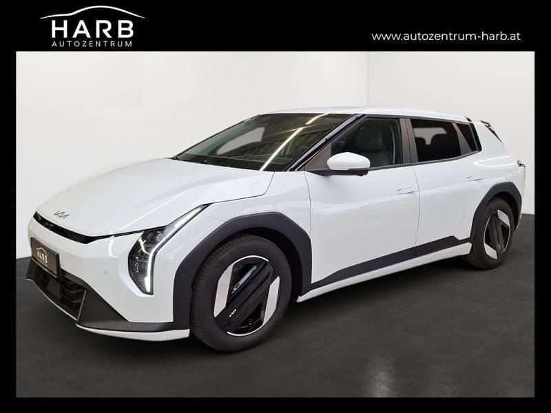 Weiß Neu 2025 Kia EV4 Plus Kleinwagen | € 44.980 (Superpreis) - Bild 1/4