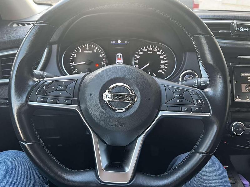 Gebraucht Nissan Qashqai N-Connecta 140 PS (102 kW) 2020 Weiß SUV