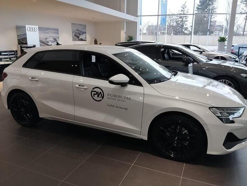 Neu Audi A3 116 PS (85 kW) 2026 Weiss  normal