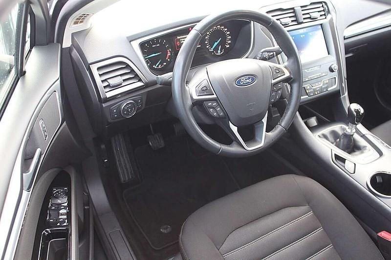 Gebraucht Ford Mondeo Trend 150 PS (110 kW) 2019 Grau Kombi