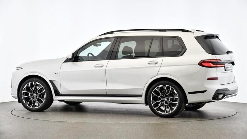 Gebraucht BMW X7 Comfort Edition 340 PS (250 kW) 2024 Mineralweiß SUV