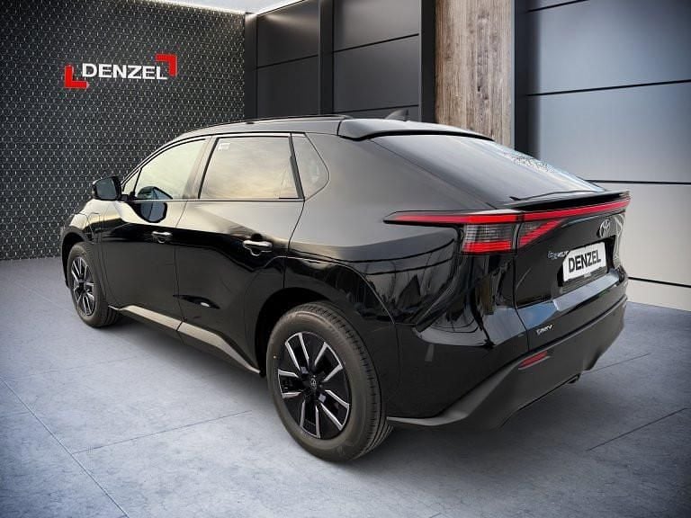 Neu Toyota bZ4X Active 252 kW (343 PS) 2026 Attitude black SUV