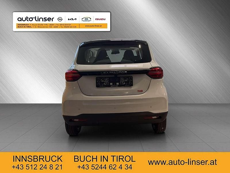 Neu Leapmotor T03 69 kW (95 PS) 2025 Weiß Kleinwagen