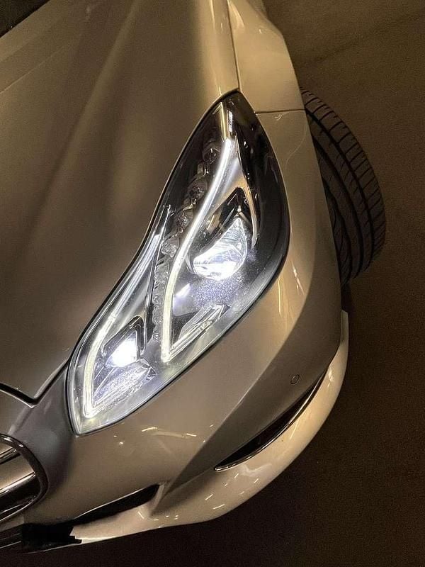 Gebraucht Mercedes E220 Edition 170 PS (125 kW) 2014 Limousine