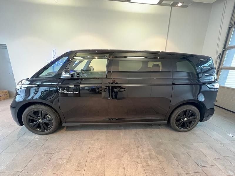 Neu VW ID. Buzz Pro 210 kW (286 PS) 2026 Schwarz  metallicperleffektno Van / Kleinbus