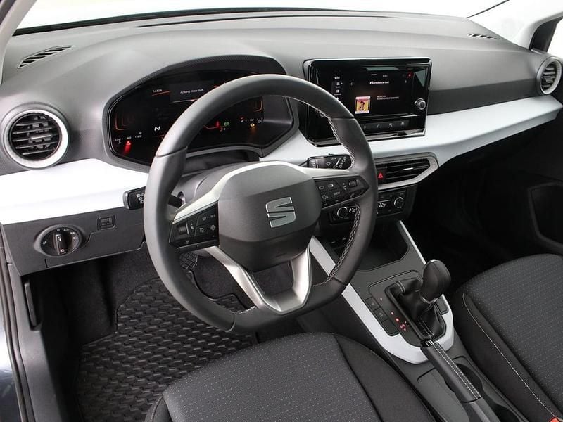 Neu Seat Arona Style 115 PS (84 kW) 2026 Dunkelgrau  metallicperleffekt SUV