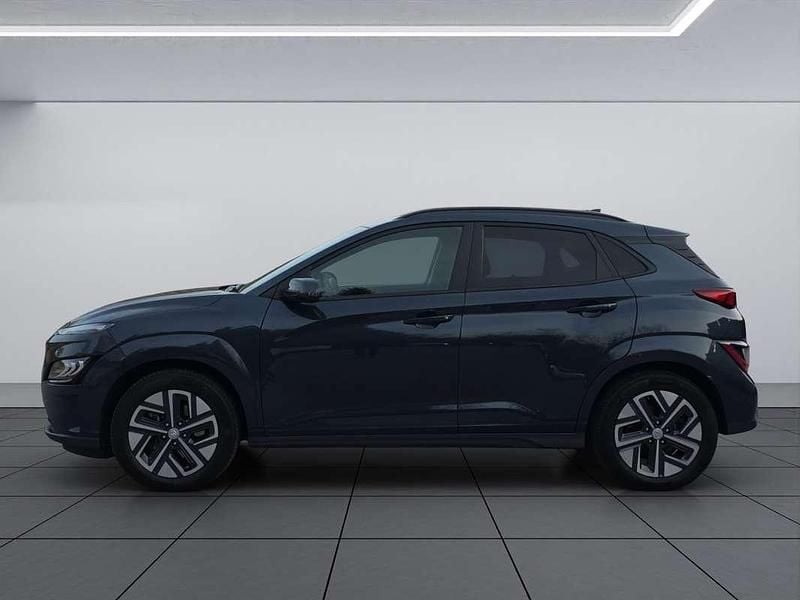 Gebraucht Hyundai Kona Trend 100 kW (136 PS) 2022 Grau SUV