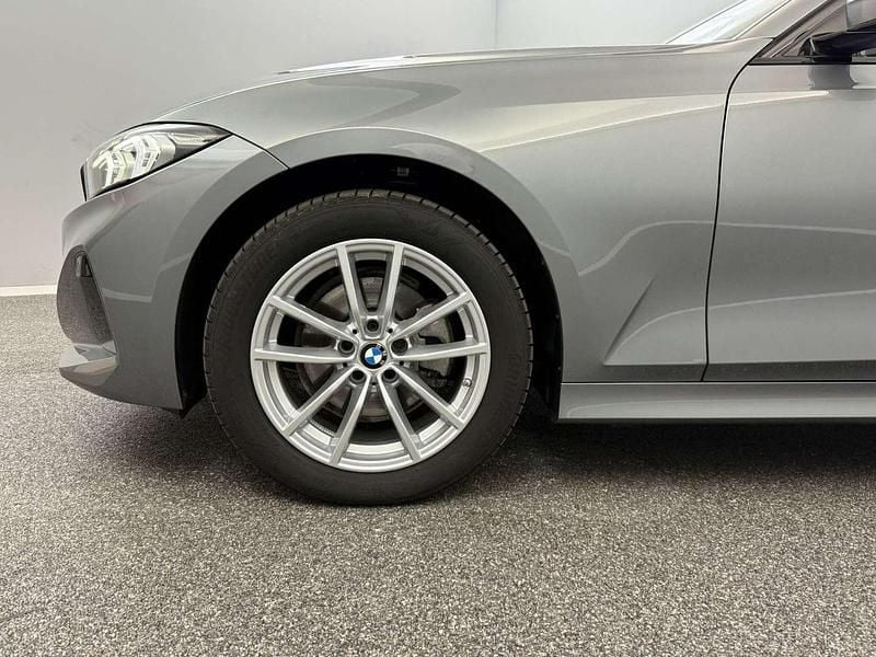 Gebraucht BMW 320 Shadowline 190 PS (139 kW) 2023 Grau Kombi