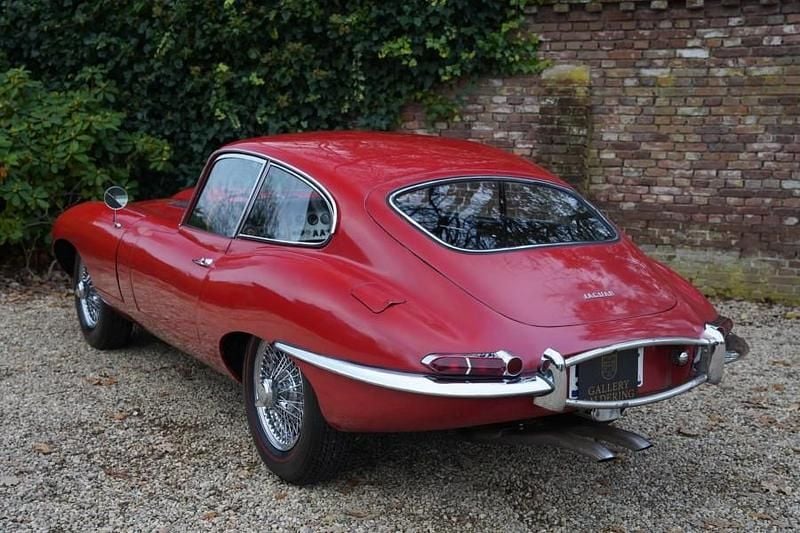 Gebraucht Jaguar E-Type 265 PS (194 kW) 1963 Rot Coupé