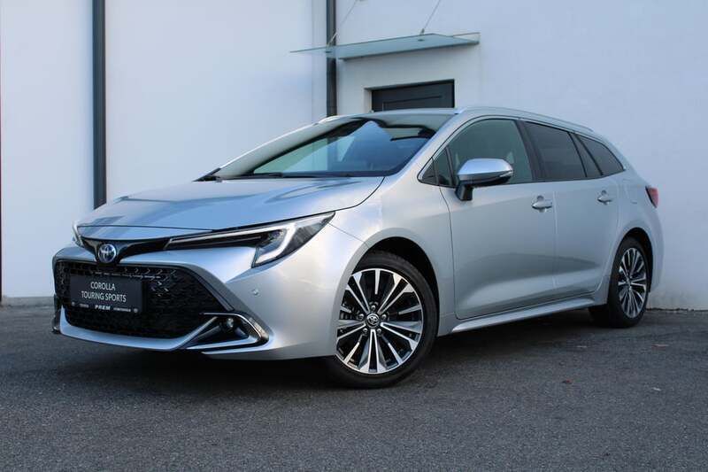 Gebraucht Toyota Corolla Active 98 PS (72 kW) 2024 Silber  metallic Kombi
