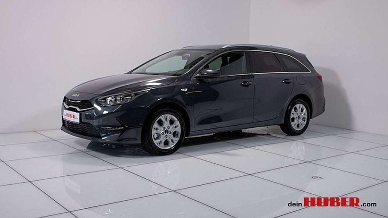 Gebraucht Kia Ceed Sportswagon 136 PS (100 kW) 2023 Schwarz Kombi