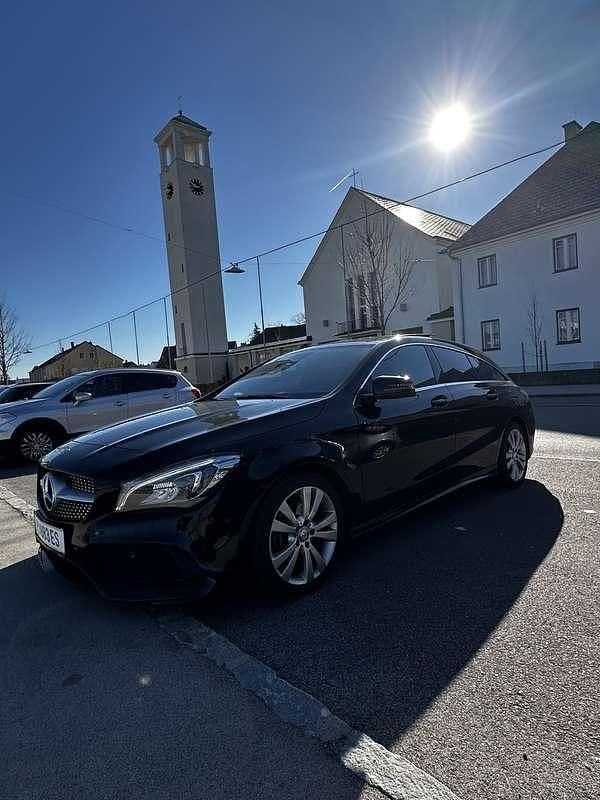 Gebraucht Mercedes CLA200 Shooting Brake AMG line 136 PS (100 kW) 2018 Schwarz Kombi