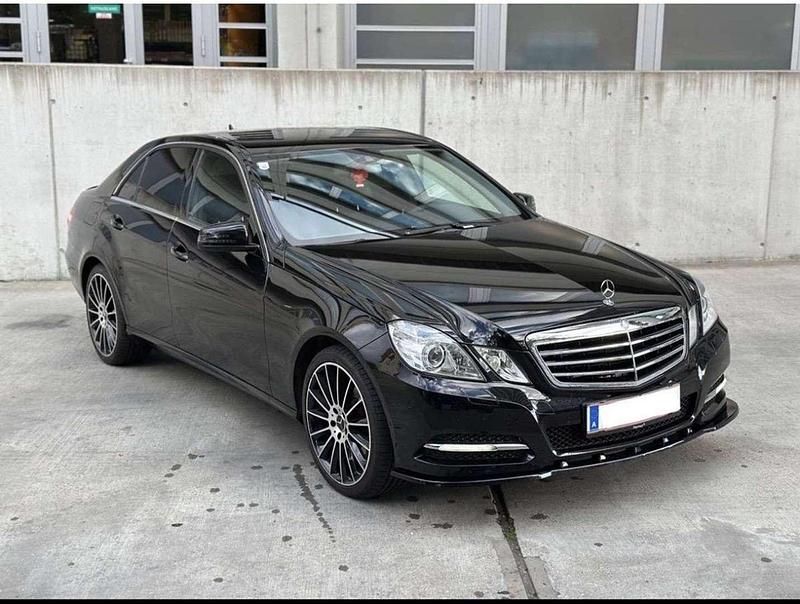 Gebraucht 2012 Mercedes E350 Avantgarde Limousine | € 19.999 (Teuer) - Bild 1/4