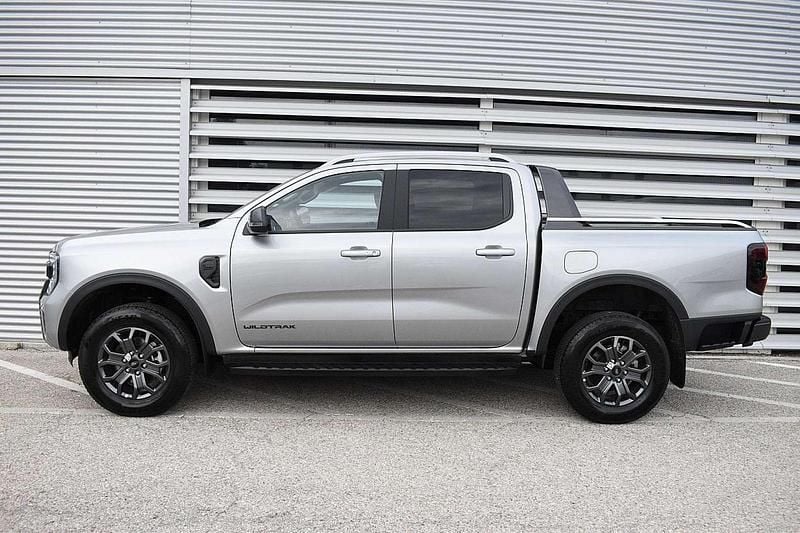 Neu Ford Ranger Wildtrack 188 PS (138 kW) 2025 Silber Abholung