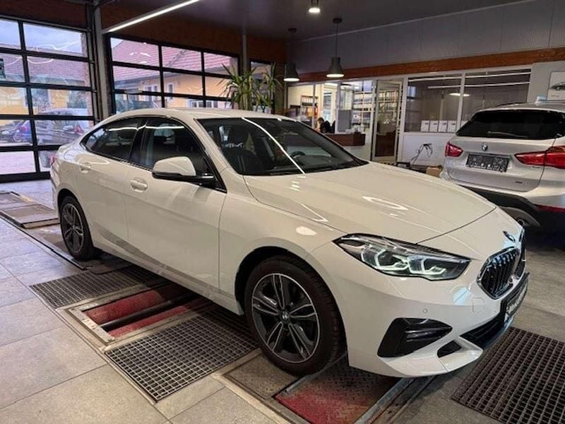 Gebraucht BMW 218 Sport Line 140 PS (102 kW) 2020 Weiß Coupé