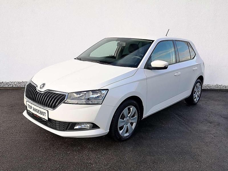 Weiß Gebraucht 2020 Skoda Fabia Active Limousine | € 10.990 (Guter Preis) - Bild 1/4