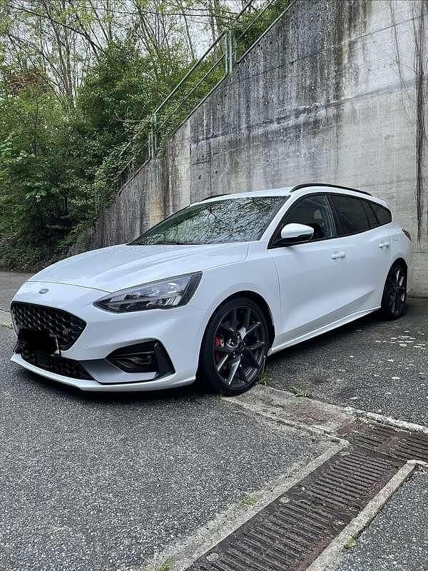 Gebraucht Ford Focus ST 190 PS (139 kW) 2021 Kombi